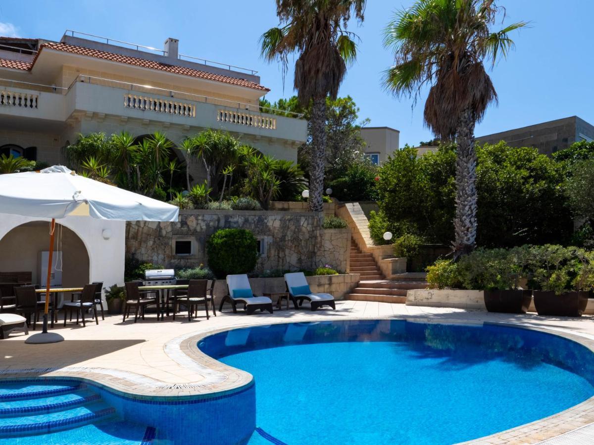 Villa Palma - Sunset Sea Views With Pool, Jacuzzi, Sauna And Games Room Mellieħa Exteriér fotografie