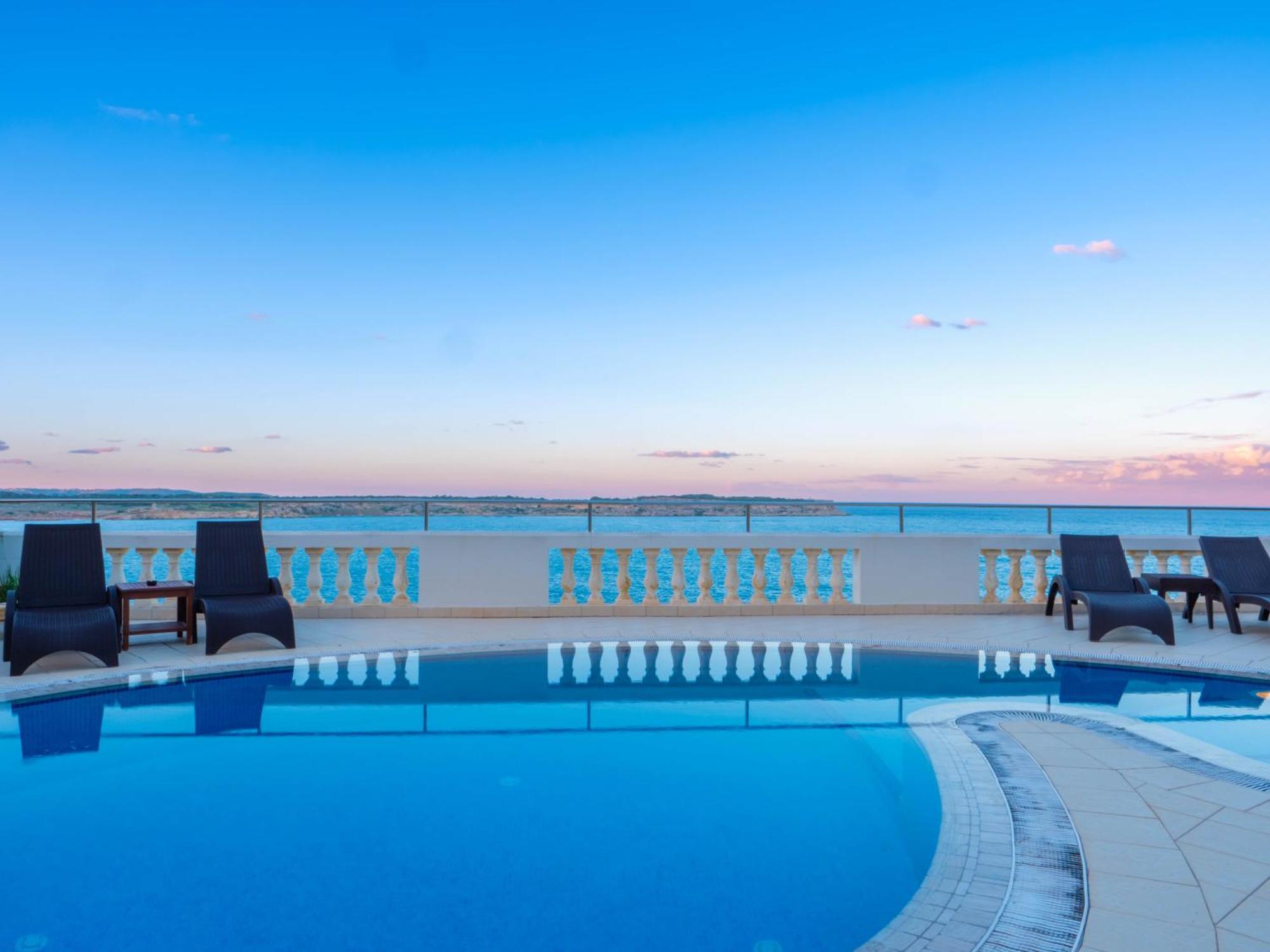 Villa Palma - Sunset Sea Views With Pool, Jacuzzi, Sauna And Games Room Mellieħa Exteriér fotografie